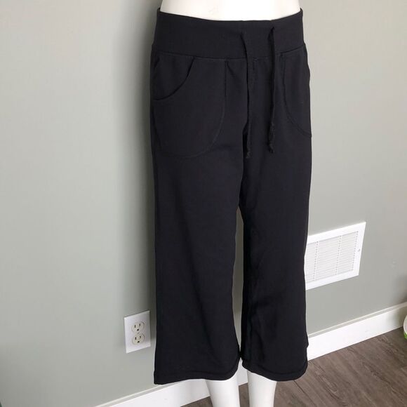 Lululemon men’s Cropped pants into Capri - Picture 1 of 2